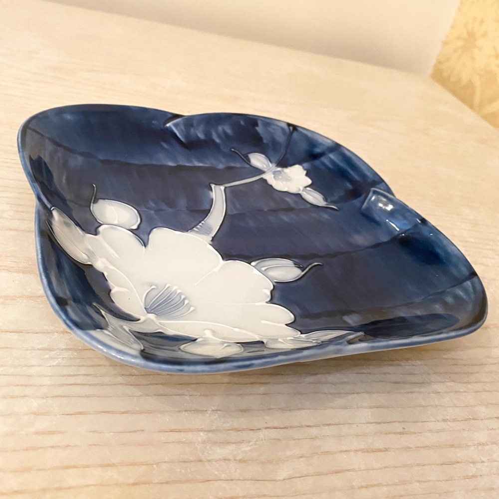 RARE & VINTAGE Fitz and Floyd Porcelain Dish / Plate / Trinket Dish. NEVER USED